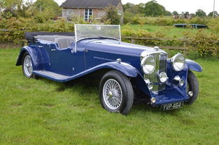 車間里的孤品 一座不知名汽車修復(fù)廠與它的“獨(dú)臺(tái)精品”